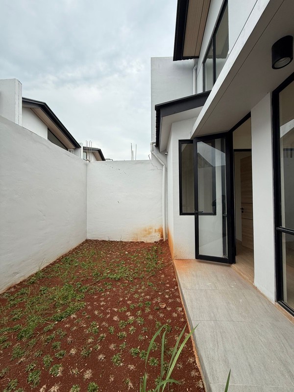 Dijual Rumah di Cendana cove - lippo karawaci Tangerang 