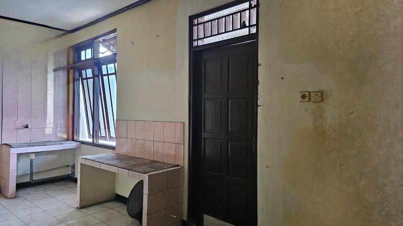 Dijual Ruko Strategis Pinggir Jalan Godean KM 5 Hanya 5 Menit ke Tugu, Banyuraden, Gamping, Sleman