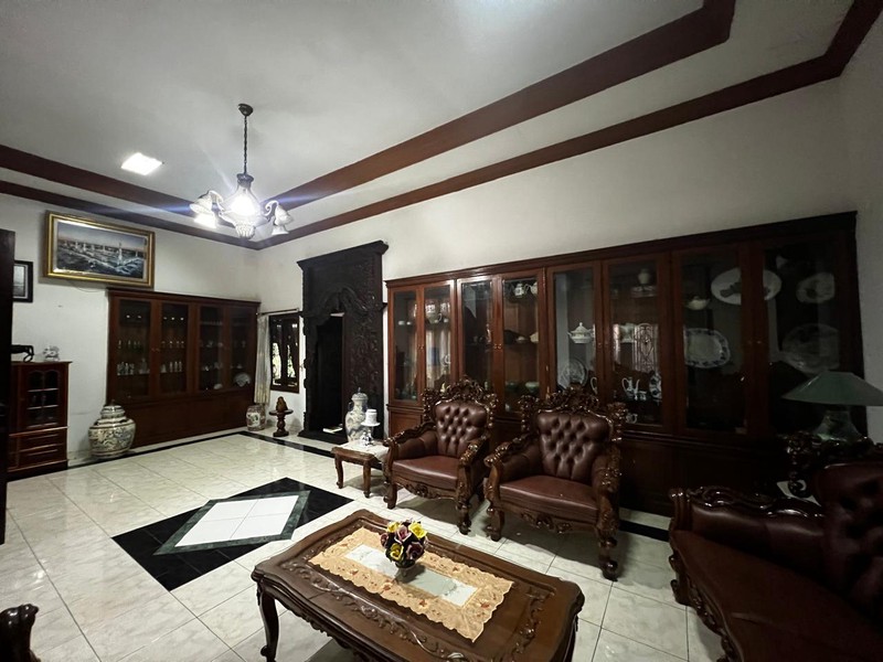 Rumah Tinggal di Jalan Kemuning Pejaten Timur Pasar Minggu  - Jakarta Selatan 