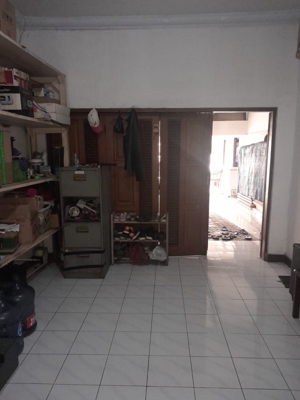 Dijual Rumah 1 1/2 Lantai Lokasi Bagus Di Tebet Raya, Jakarta Selatan