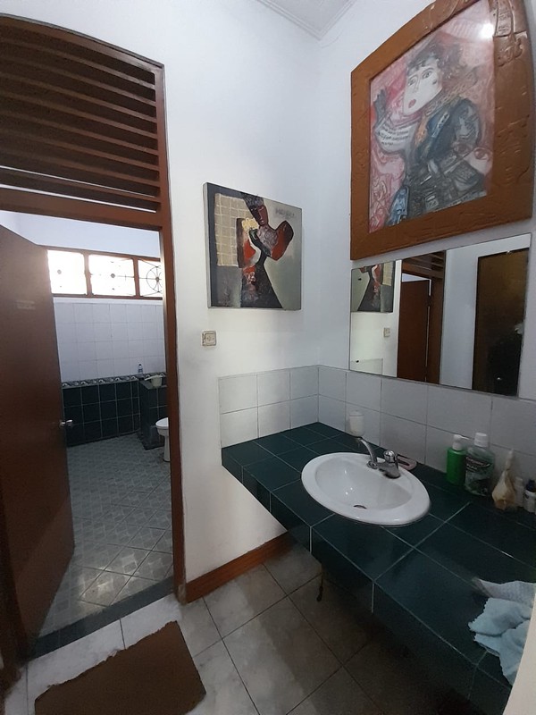 Dijual Rumah 1 1/2 Lantai Lokasi Bagus Di Tebet Raya, Jakarta Selatan