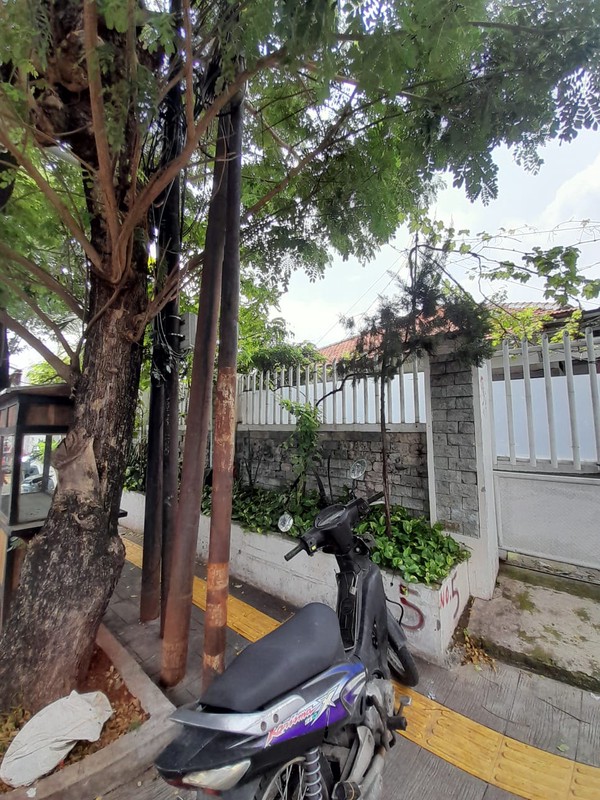 Dijual Rumah 1 1/2 Lantai Lokasi Bagus Di Tebet Raya, Jakarta Selatan