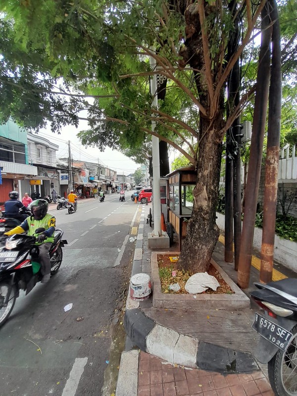 Dijual Rumah 1 1/2 Lantai Lokasi Bagus Di Tebet Raya, Jakarta Selatan