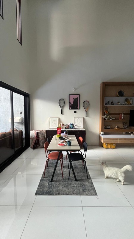 Rumah 2 lantai, siap huni, Bebas Banjir di Bandung