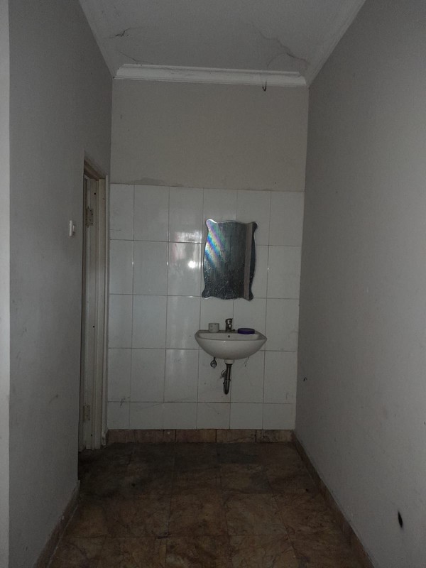 Dijual Ruko 2 Tingkat Lokasi Strategis Di Arteri Permata Hijau, Jakarta Selatan