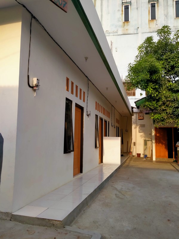 Rumah/Lahan di Jatiwaringin, Pondok Gede, Bekasi, sangat cocok untuk Kontrakan dan Kos