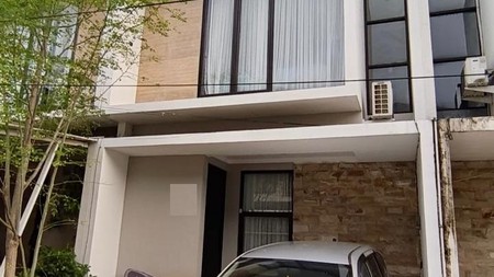 Rumah Minimalis Bagus, Dalam Cluster keaman 24 Jam di Bintaro