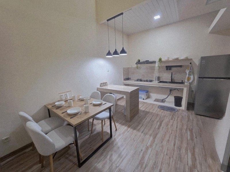 Rumah Minimalis Bagus, Dalam Cluster keaman 24 Jam di Bintaro