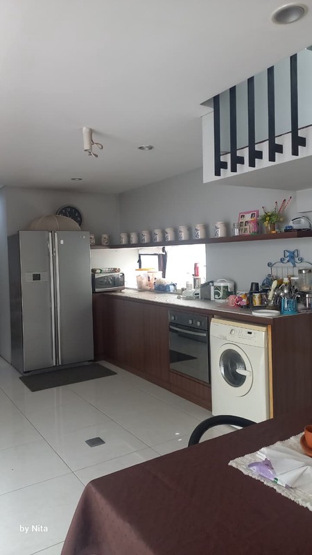 Rumah dlm cluster di Rempoa Bintaro TangSel...