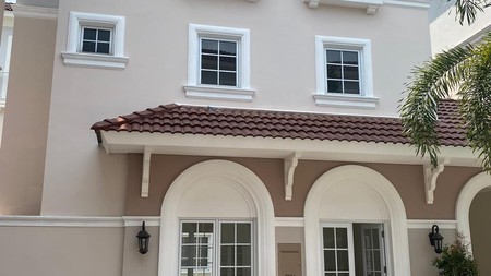 jual cepat rumah di vanya park alesha house bsd city hanya 1.6 M siap huni