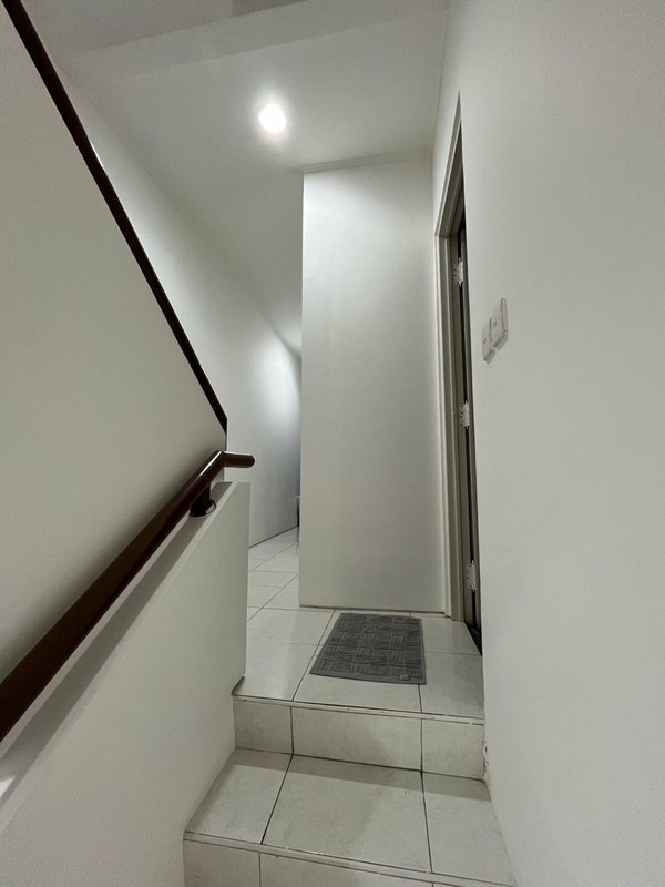 jual cepat rumah di vanya park alesha house bsd city hanya 1.6 M siap huni