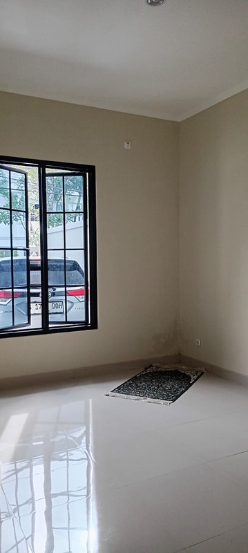 Rumah Brand New, dilokasi Strategis  Bintaro- Jaksel