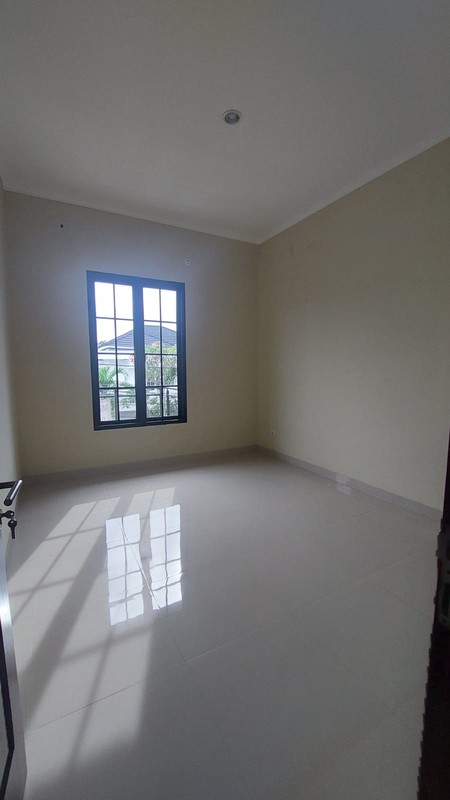 Rumah Brand New, dilokasi Strategis  Bintaro- Jaksel