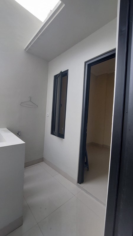 Rumah Brand New, dilokasi Strategis  Bintaro- Jaksel