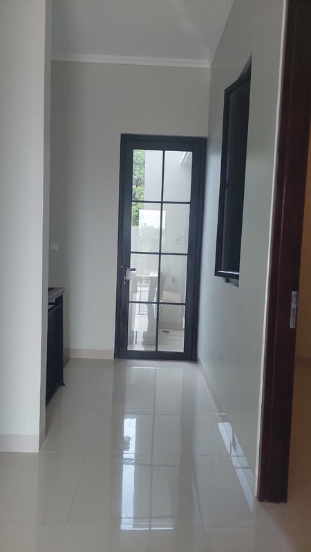 Rumah Brand New, dilokasi Strategis  Bintaro- Jaksel