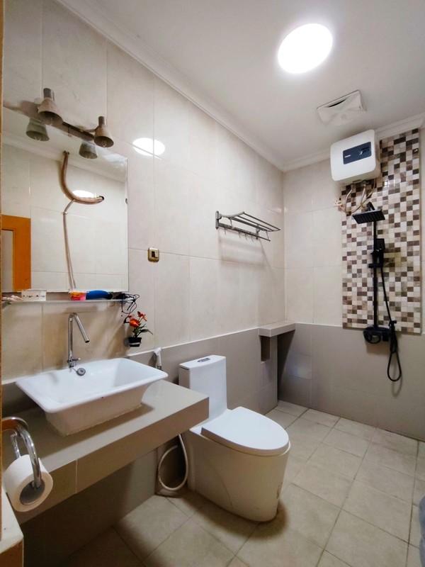 Rumah Bagus 2Lantai Depan Kampus STAN Area Pondok Jaya Bintaro