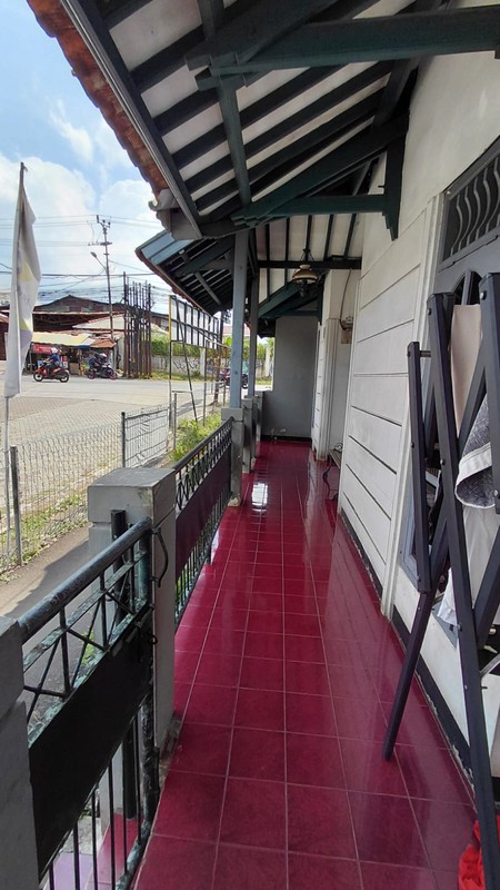 Dijual Properti Komersial Jalan Raya Sawangan Depok - Rumah & Tempat Usaha di Samping SPBU AKR BP