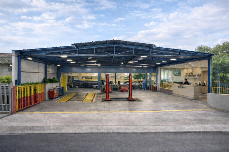 Dijual Properti Komersial Jalan Raya Sawangan Depok - Rumah & Tempat Usaha di Samping SPBU AKR BP