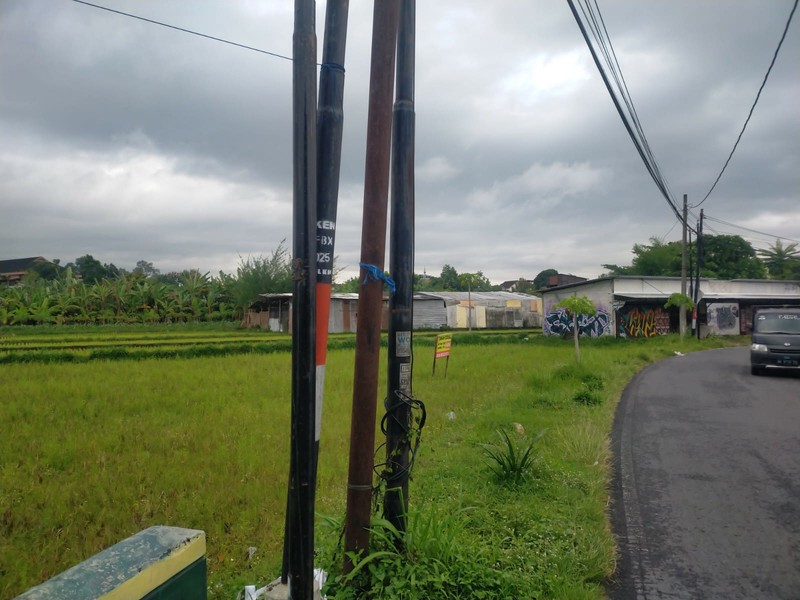 Dijual Tanah Strategis 765 Meter Persegi Cocok untuk Investasi/Hunian di Maguwoharjo,Depok, Sleman 