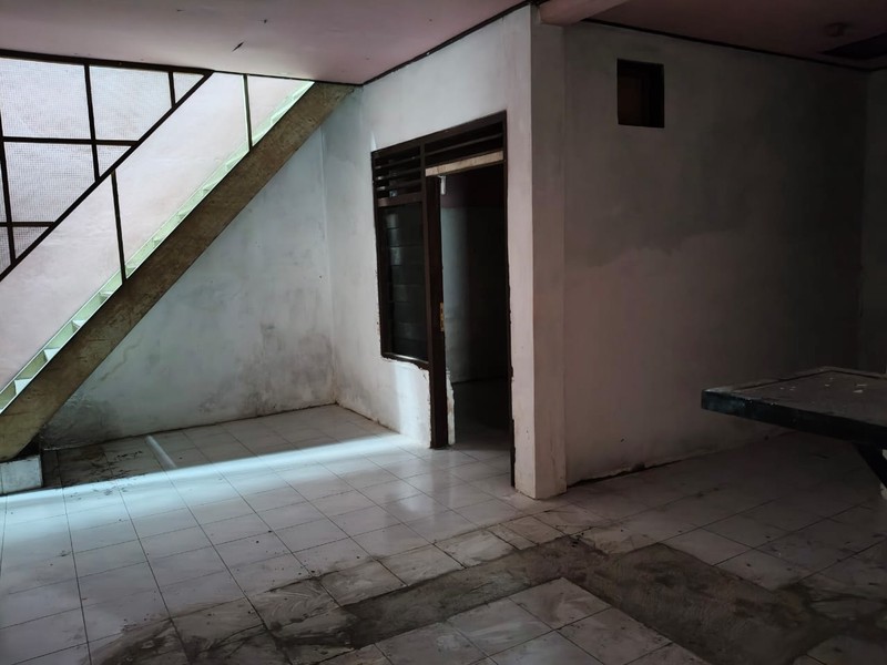 Dijual Ruang Usaha Strategis 1,5 Lantai di Jantung Kota Klaten Lokasi Premium