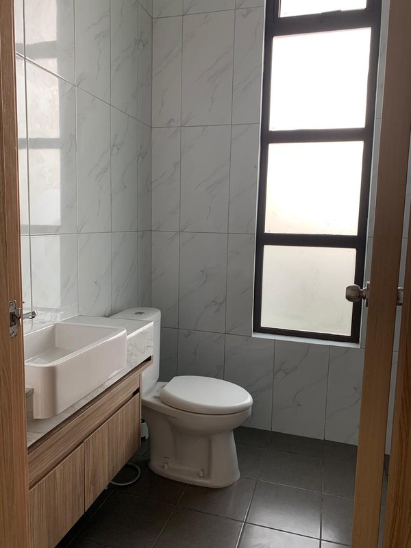 Dijual Rumah Siap Huni di Daison Lavon 3 Cluster Osaka 2 , Tangerang