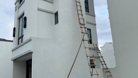 Dijual Rumah Siap Huni di Daison Lavon 3 Cluster Osaka 2 , Tangerang