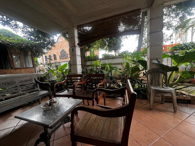 DIJUAL Rumah di Kemang Raya - Jakarta Selatan