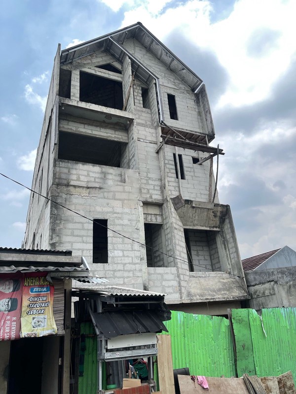 Rumah Kos 3½ Lantai Bangunan 50% KT 13 KM 13@Pondok Aren
