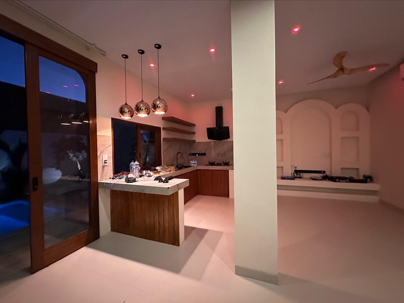 Beautiful Modern Villa with Smart Home System For Sale in Jimbaran