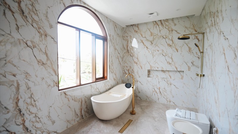 Beautiful Modern Villa with Smart Home System For Sale in Jimbaran