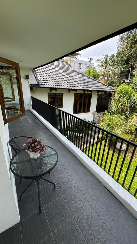 Rumah Luas Bagus dengan KT 7+4 KM 4+1 di @Veteran, Jakarta Selatan