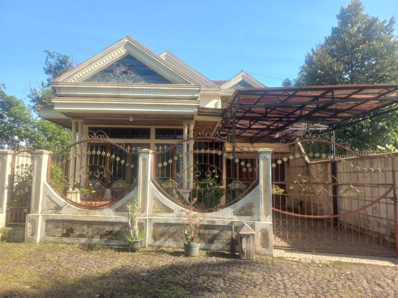 Rumah di Sumedang