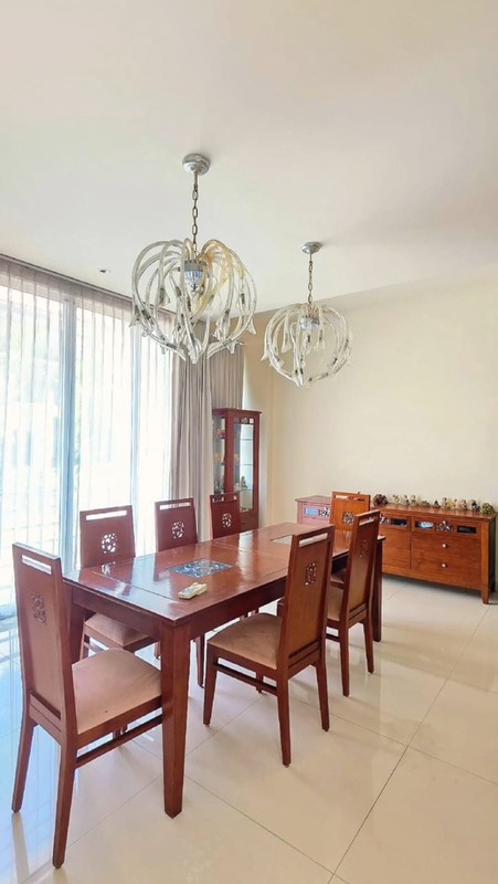 SEWA RUMAH PAKUWON INDAH VILLA BUKIT REGENCY 