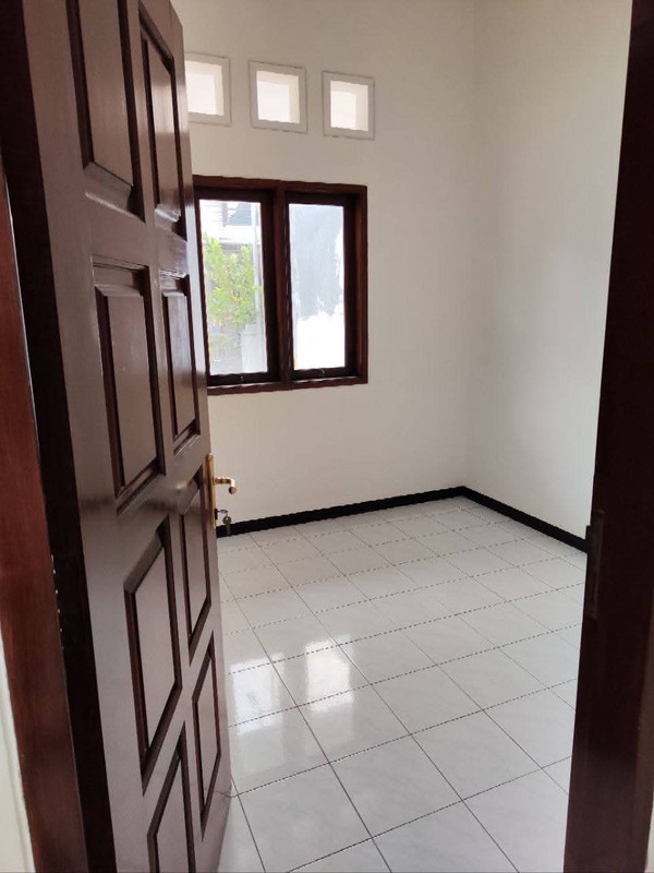 JUAL RUMAH SBY BARAT HOMY PALMA