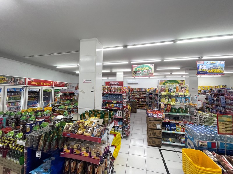 JUAL CEPAT 4 RUKO AKTIF DI WIYUNG PERMATA REGENCY