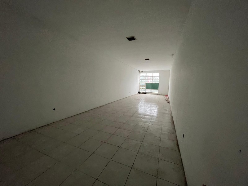 JUAL CEPAT 4 RUKO AKTIF DI WIYUNG PERMATA REGENCY