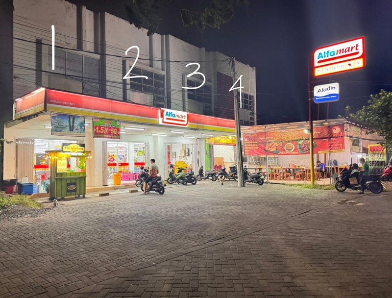 JUAL CEPAT 4 RUKO AKTIF DI WIYUNG PERMATA REGENCY