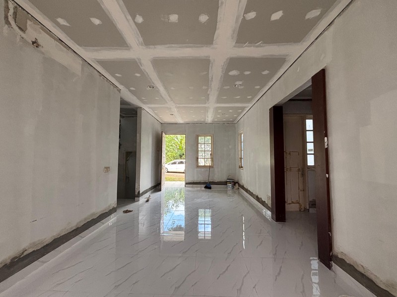 Rumah Siap Huni 2 Lantai Hadap Taman di Legenda Wisata Cibubur 