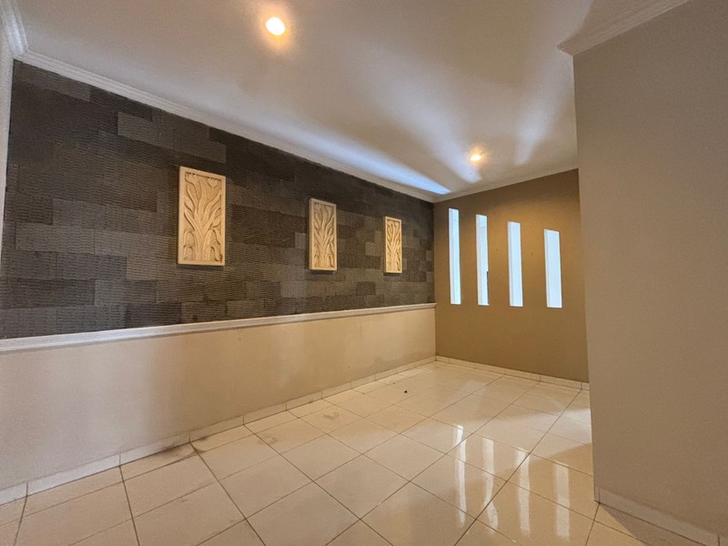 Rumah Siap Huni 2 Lantai di Legenda Wisata Cibubur 