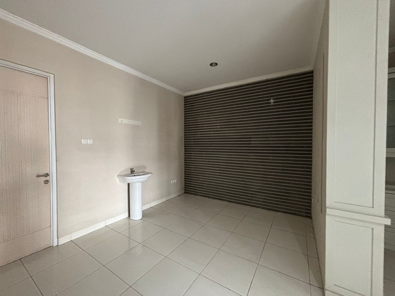 Rumah Siap Huni 2 Lantai di Legenda Wisata Cibubur 