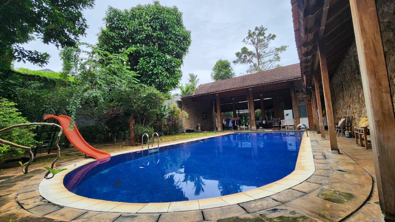 Rumah Dijual di Cluster Condet Baru Jakarta Timur