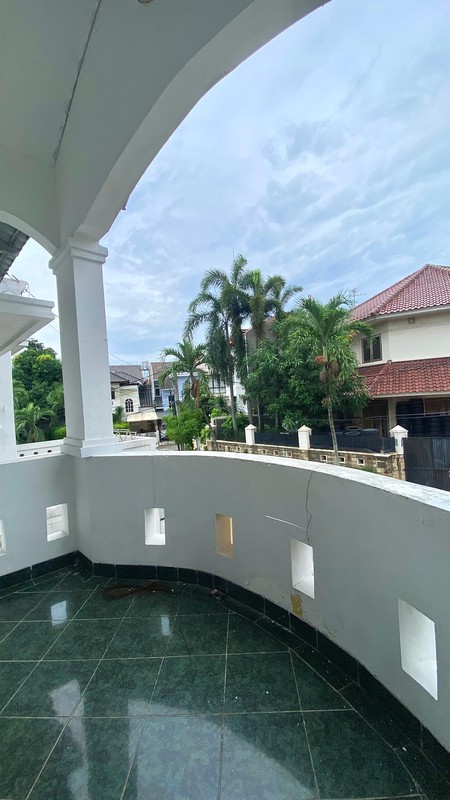 Rumah di Bumi Bintaro Permai dengan Lingkungan Nyaman & Aman 24 Jam