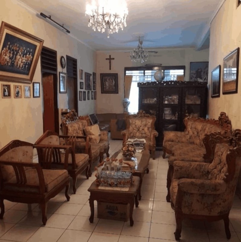 Dijual Rumah di Kawasan Rawamangun, Cocok Untuk Usaha Kafe atau Rumah Makan