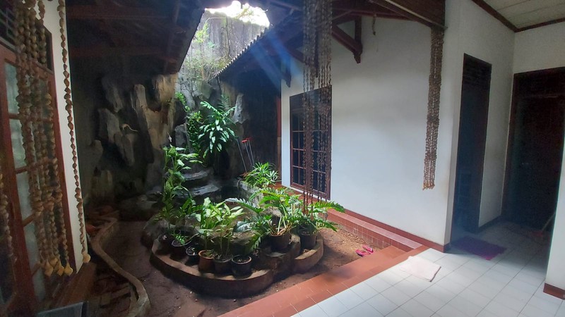 Dijual Rumah 2 lantai, Lokasi Strategis, Bebas Banjir di Kebayoran Baru