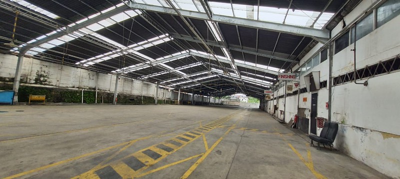 Workshop luas 3.3 Hektar di Jl. Raya Citereup Gunung Putri Bogor