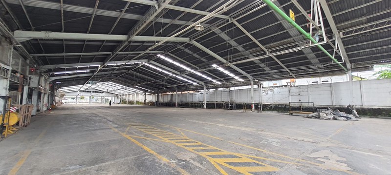 Workshop luas 3.3 Hektar di Jl. Raya Citereup Gunung Putri Bogor