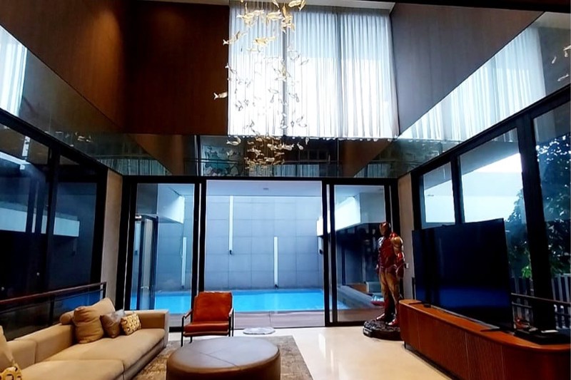 Rumah mewah di cluster eksklusif, lokasi premium, furnish,  di Navapark, BSD City, Tangerang.