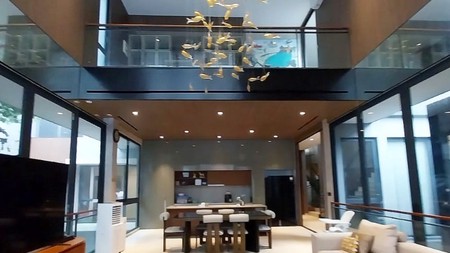 Rumah mewah di cluster eksklusif, lokasi premium, furnish,  di Navapark, BSD City, Tangerang.
