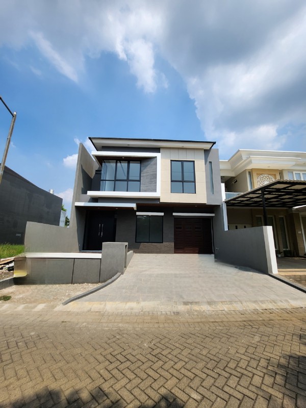 Rumah Baru Modern Mewah 2 lantai Woodland Citraland Surabaya Barat