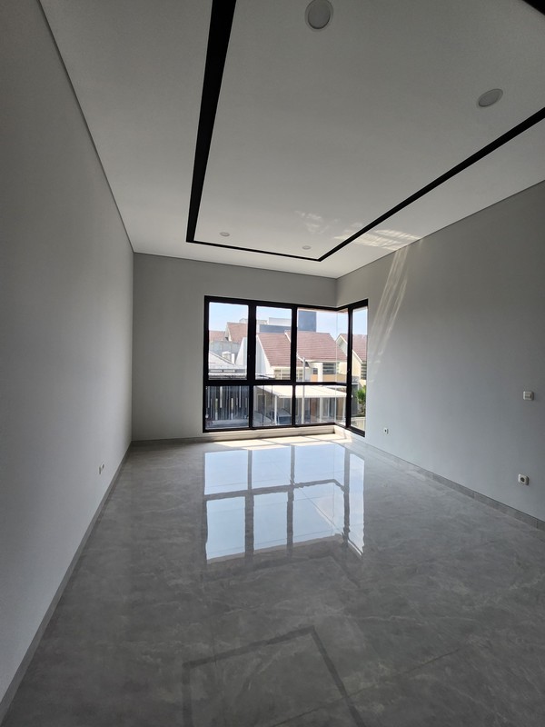 Rumah Baru Modern Mewah 2 lantai Woodland Citraland Surabaya Barat